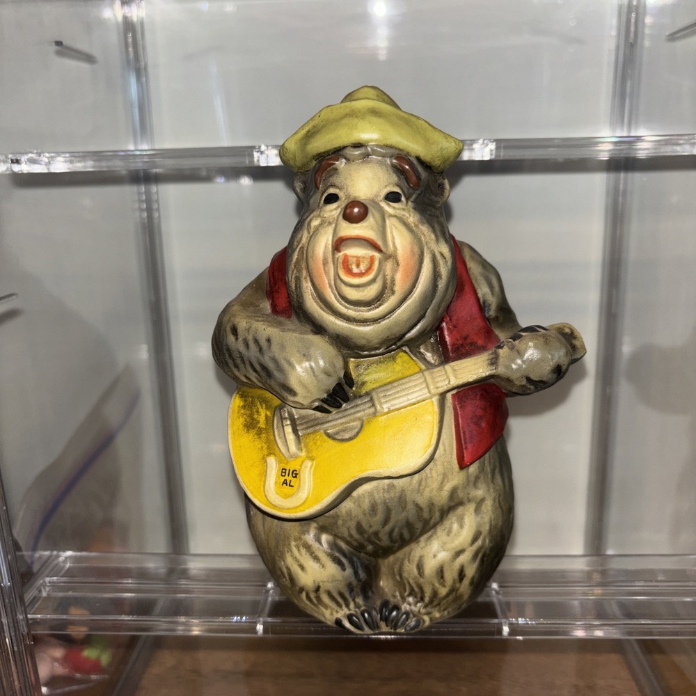 Vintage Big Al Country Bear Jamboree Bank Figurine Walt disney 7" Walt Disney